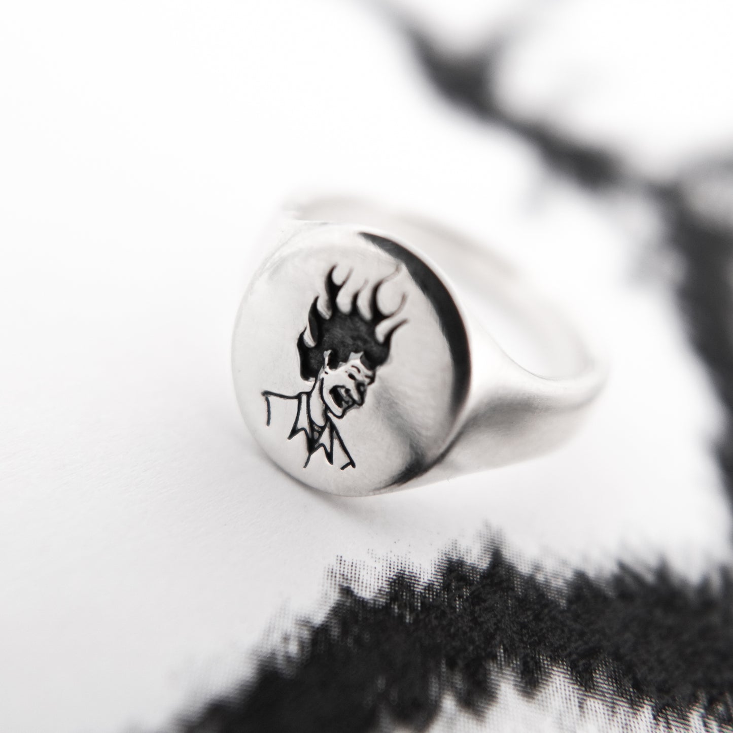 FLAME HEAD/TORCH MAN