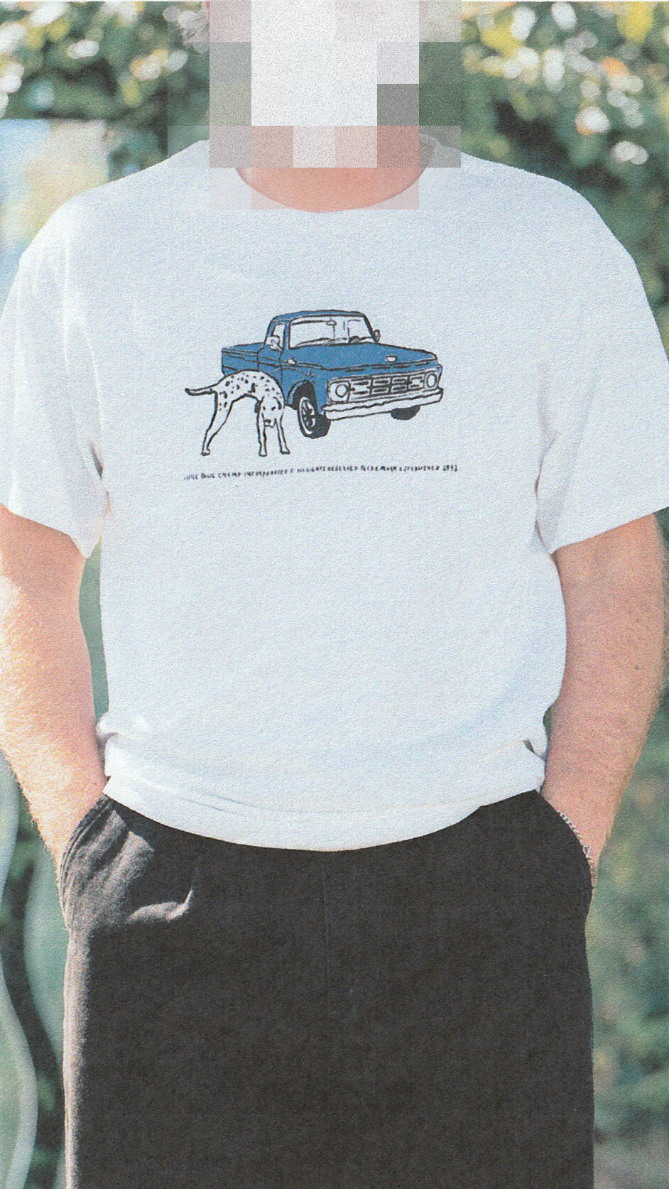 DALMATION PISSIN ON OLD BLUE